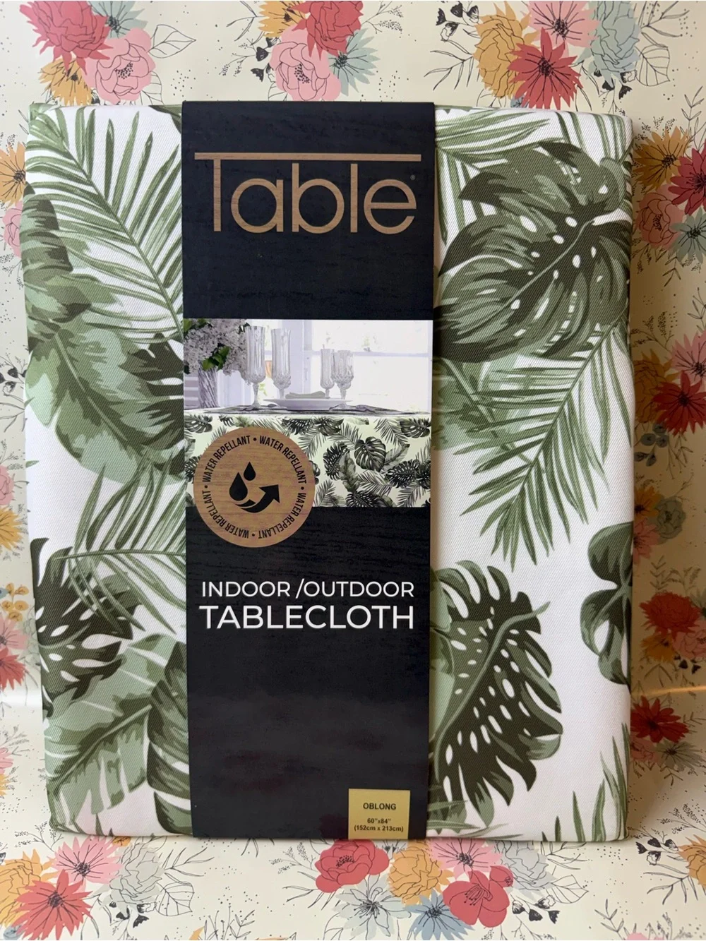 Table Indoor/Outdoor Green Tropical Leaf Ablecloth